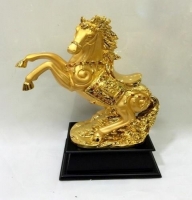 979idea99decorative-horse-500x500.jpg
